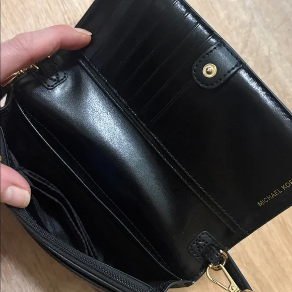 MK Michael Kors Jet Set Charm Small Phone Crossbody bag Purse - Picture 6 of 7